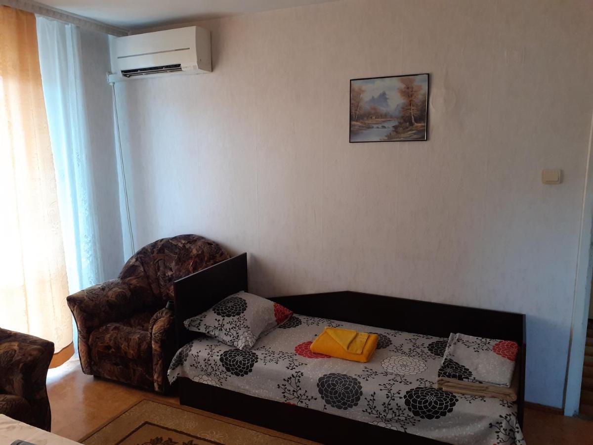 Retro Apartment Malko Tŭrnovo Exterior foto